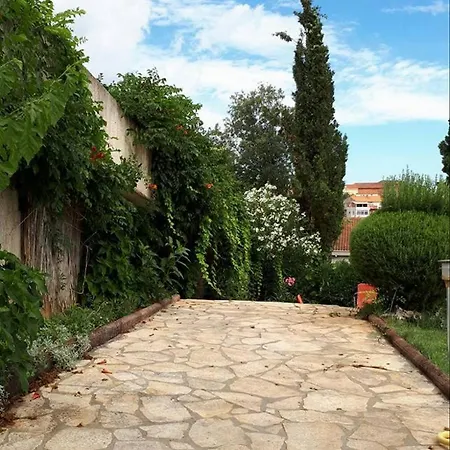 14116c Apartman Kali