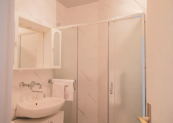 14116c Apartman Kali