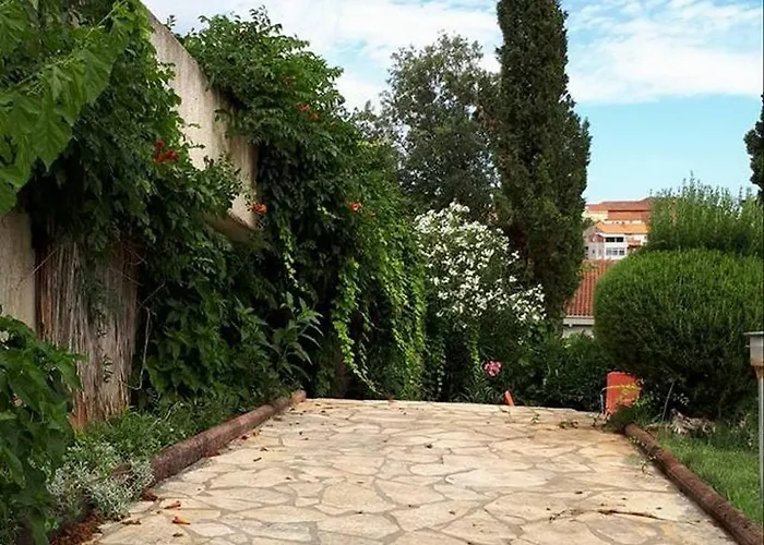 14116c Apartman Kali